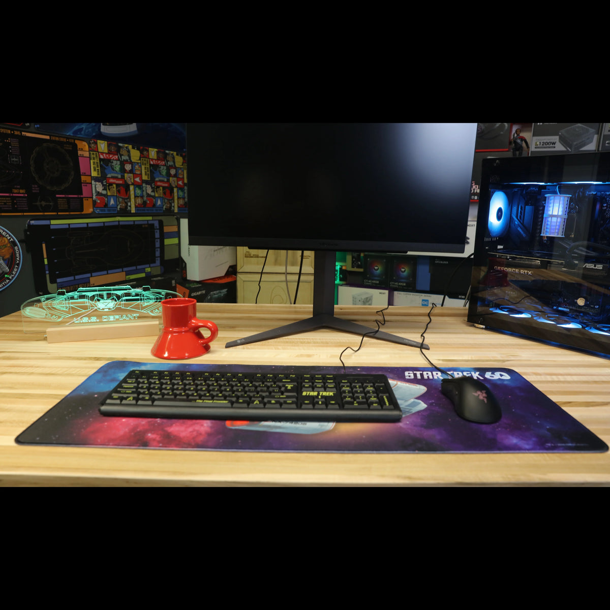 Star Trek 60th - USS Defiant Large Gaming Mouse Pad