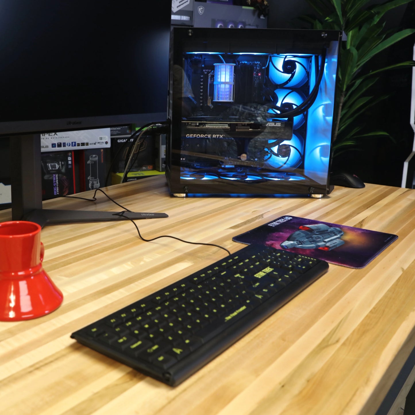 Star Trek 60th - USS Defiant Small Mouse Pad