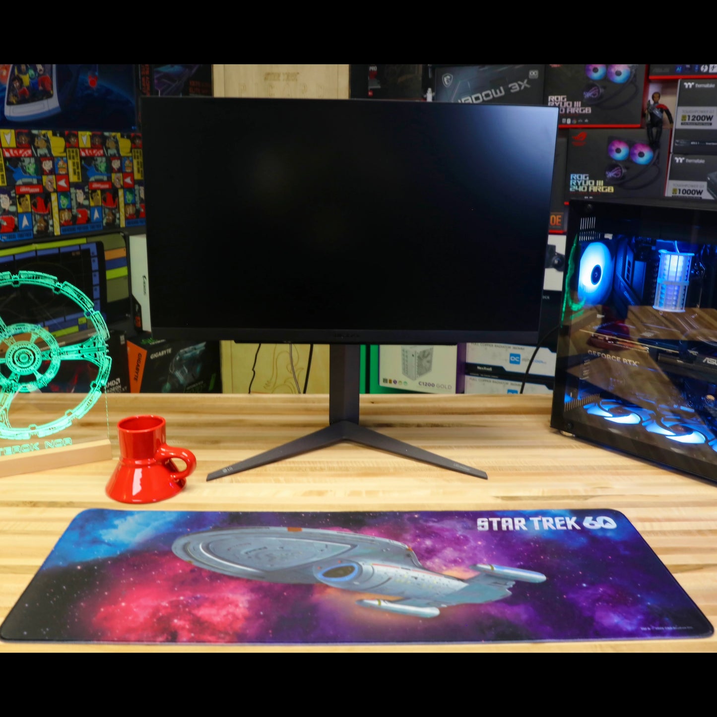 Star Trek 60th - USS Voyager Large Gaming Mouse Pad